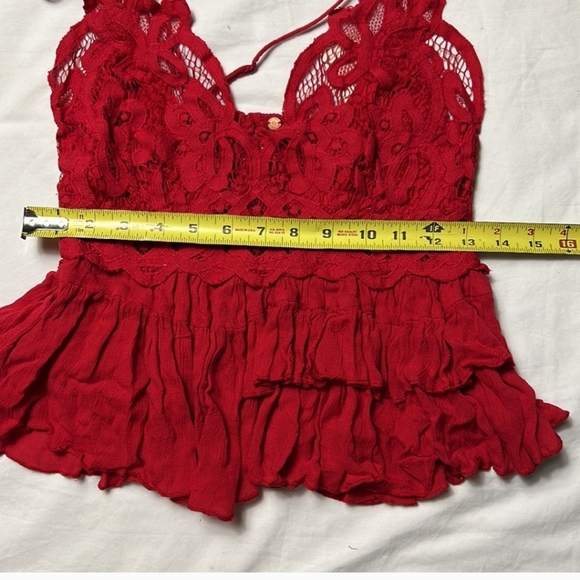 FREE PEOPLE ADELLA CAMI TOP WOMEN  SIZE  M RED  LACE TOP NWT - Picture 6 of 6